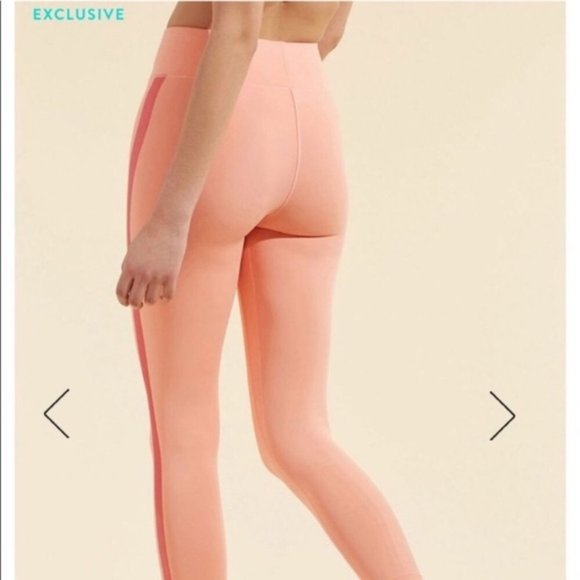 ALL ACCESS Center Stage Cropped Stretch Leggings  Peach / Pink Band - Picture 2 of 8